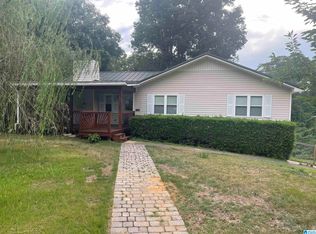108 4th Ln, Pleasant Grove, AL 35127