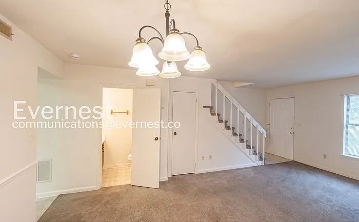 8831 Millard Lee Ln — Photo 7