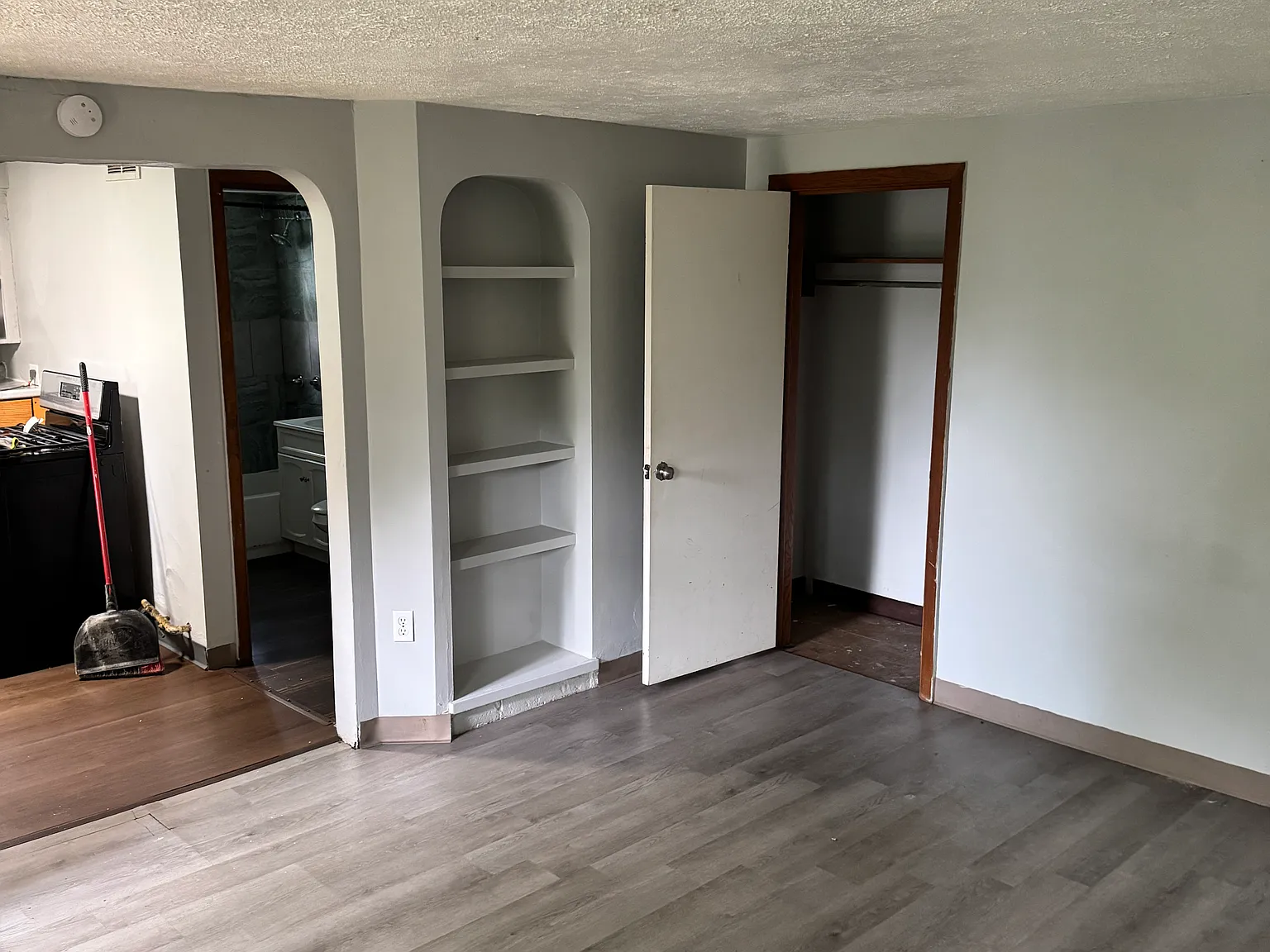 2 bed, $950 — Photo 3