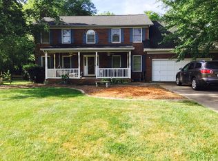 8525 Middleton Cir, Harrisburg, NC 28075