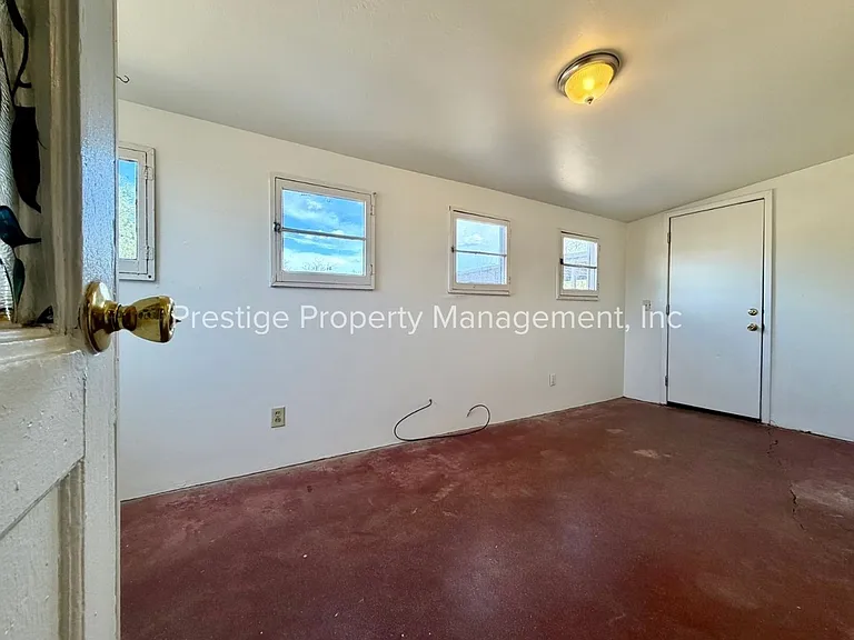 2834 N Richey Blvd — Photo 13