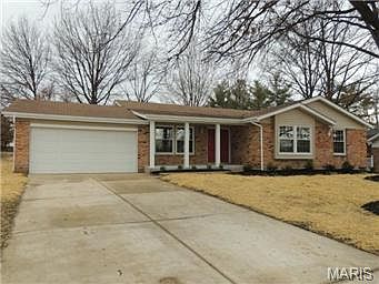 4th image of 5715 Beefwood Ct