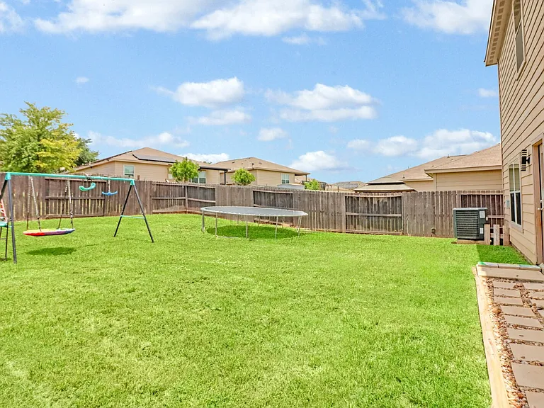 6639 Luckey Pne — Photo 29