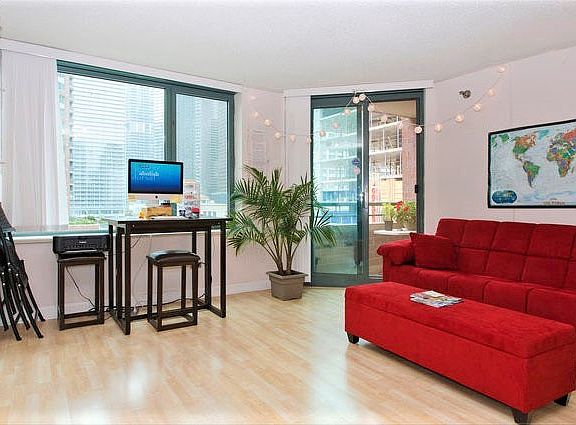 2nd image of 440 N McClurg Ct APT 1003