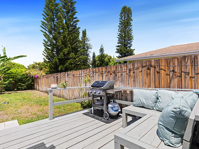 4114 Bay Laurel Way — Photo 14