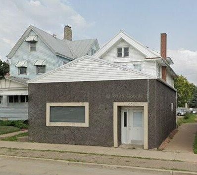 1st image of 217 7th St S #1