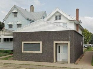 217 7th St S #1, La Crosse, WI 54601