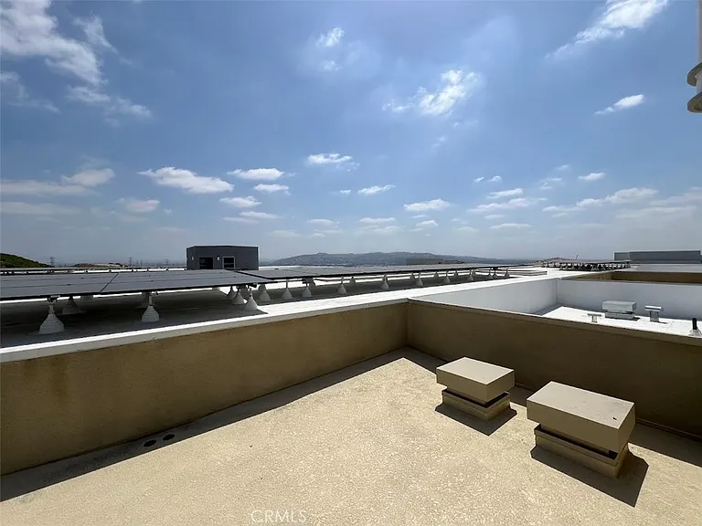 435 Mullberry Pl — Photo 12