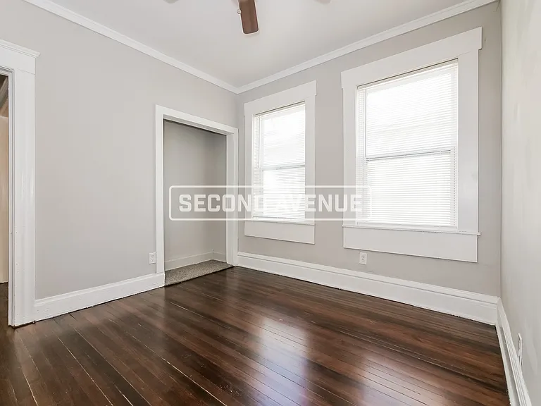 2530 Mersington Ave — Photo 10
