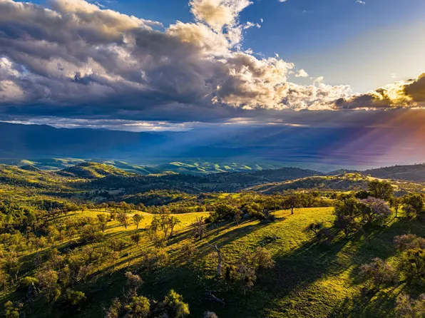 Sheeptrail Ct, Tehachapi, CA 93561