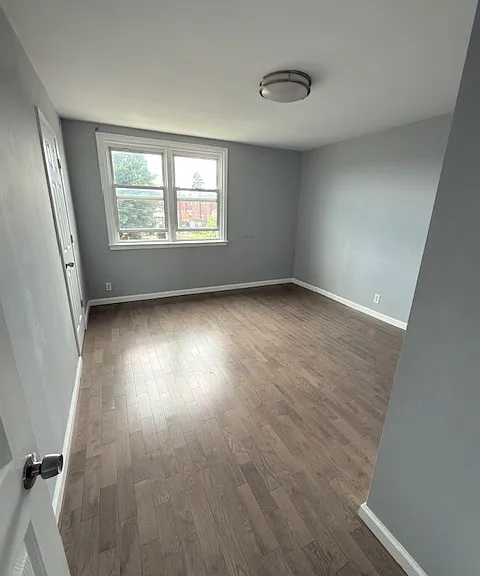 2139 Brighton St — Photo 11