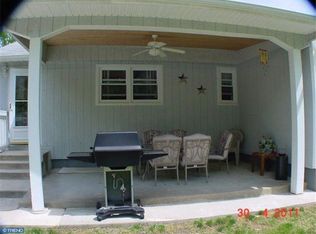 336 Crawford Ave, Maple Shade, NJ 08052