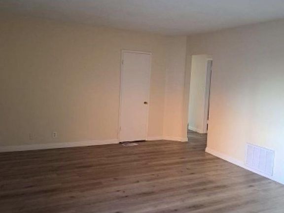 3rd image of 205 Sonora Dr #207