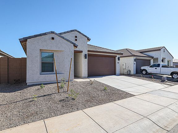 3rd image of 7813 N 80th Ave