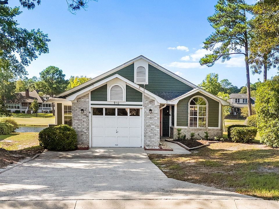 1st image of 910 Knoll Dr.