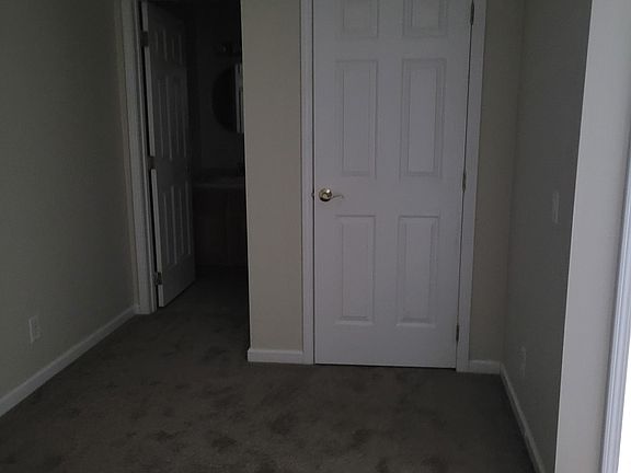 4th image of 21 Workman Ave