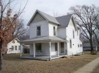 1100 N 10th St, Independence, KS 67301