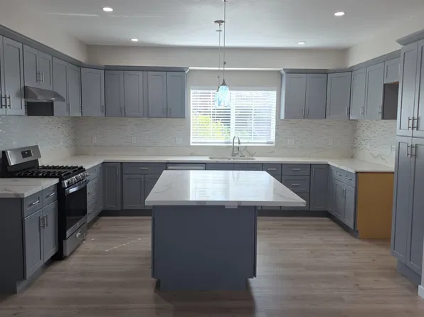 510 S Walnut St, La Habra, CA 90631