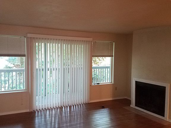 4th image of 19105 61st Pl NE APT B