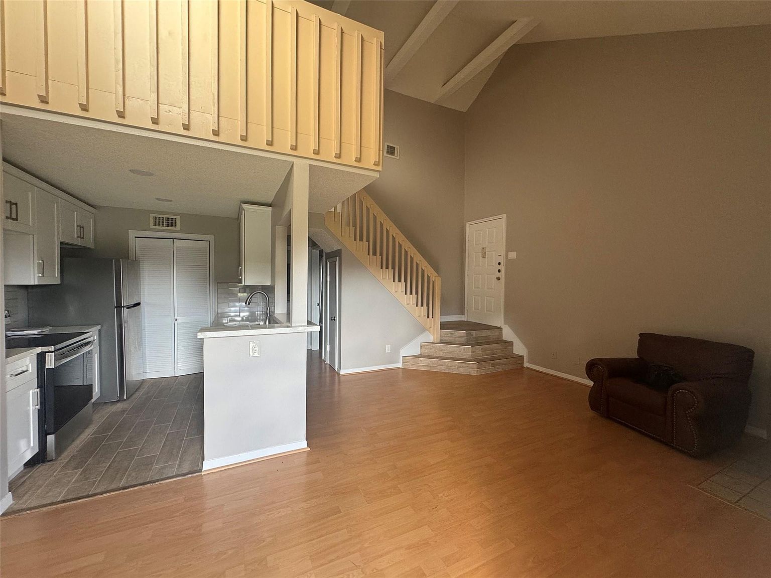 8555 Sands Point Dr #90