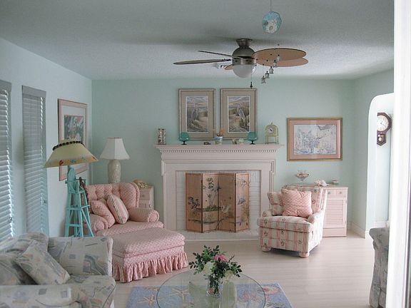 5th image of 355 Saturn Ave