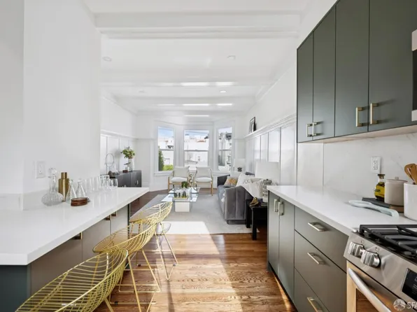 1449 Hyde St APT 3, San Francisco, CA 94109