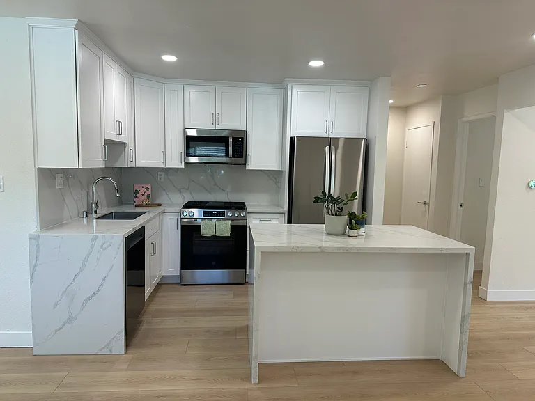 947 Azure St #1 — Photo 2