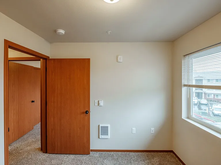 Lafayette Place Apartments — Photo 50
