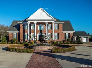 4177 Willowgate Dr, Fayetteville, NC 28312