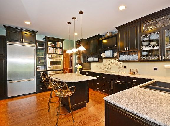 4th image of 1206 Willowgate Ln