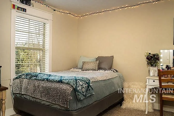 3953 N Park Crossing Ave — Photo 5