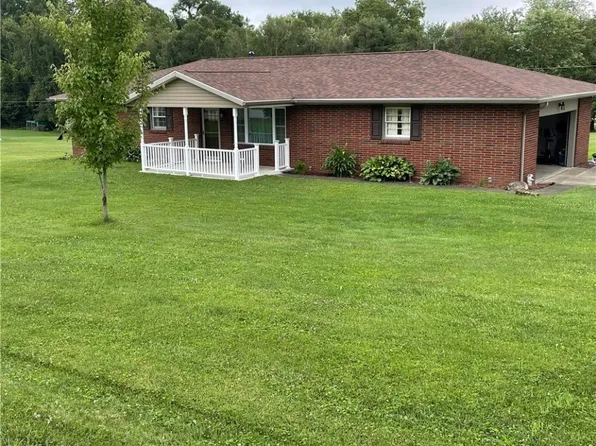 6280 Brentcrest Dr, Nashport, OH 43830