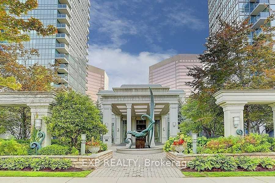 1st image of 25 Greenview Ave #422
