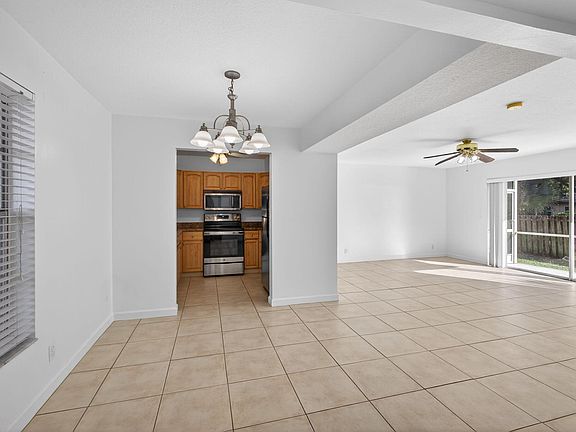 5th image of 10330 N Military Trail #3a