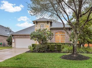 143 Magnolia Grove Ln, Conroe, TX 77384
