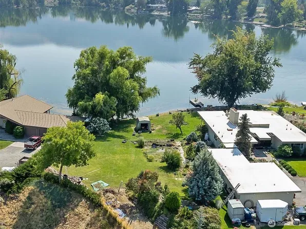 2968 Riviera Boulevard, Malaga, WA 98828