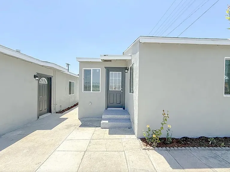 518 N Wilmington Ave — Photo 14