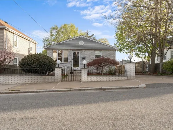 251 Juniper St, East Providence, RI 02914