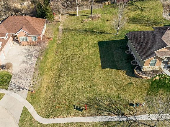 3rd image of 4022 Windham Woods Ct SE
