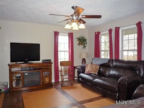 15x13 Living room