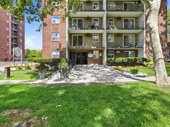 3150 Donnelly St, Windsor, ON N9C 4E3