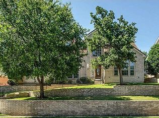 803 Bent Tree Dr, Euless, TX 76039