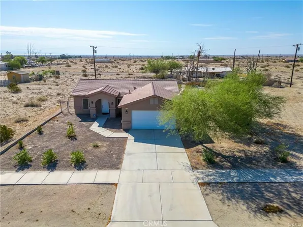 2334 Marlin Dr, Thermal, CA 92274