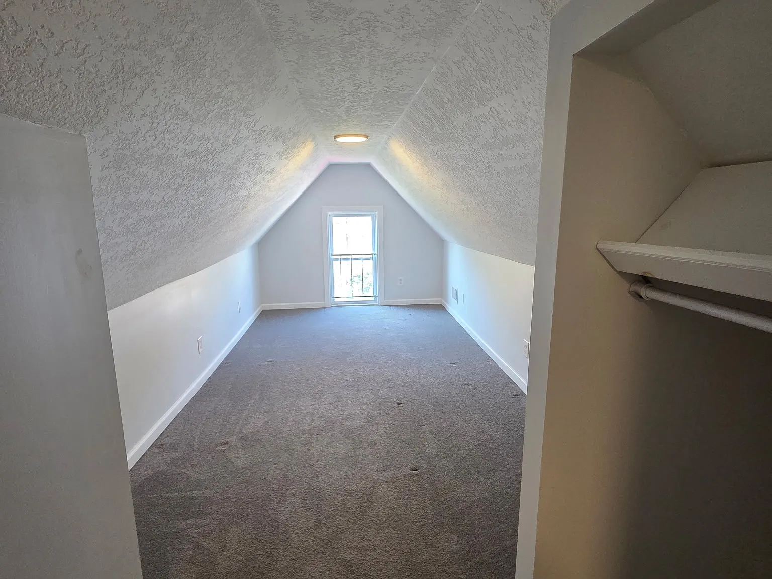 156 Grant Ave — Photo 3