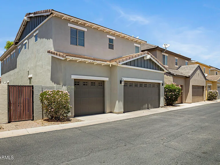 1331 S Colt Dr W — Photo 2