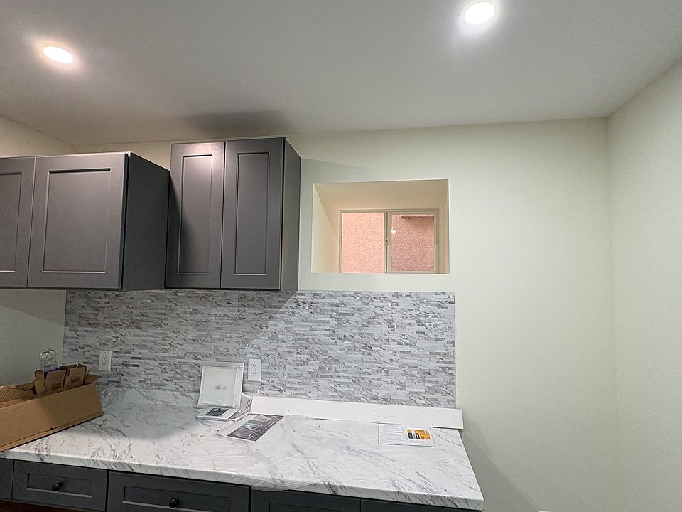 2nd image of 2810 Batchelder St