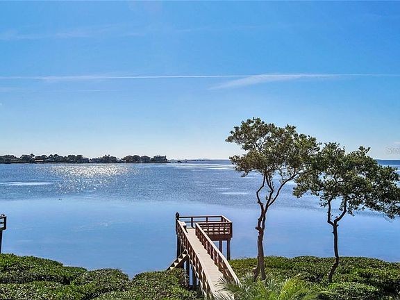 3rd image of 2035 Harbour Watch Cir