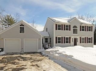 152 New Templeton Rd, Hubbardston, MA 01452