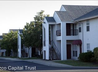 3711 SE 30th Ter APT 101, Topeka, KS 66605