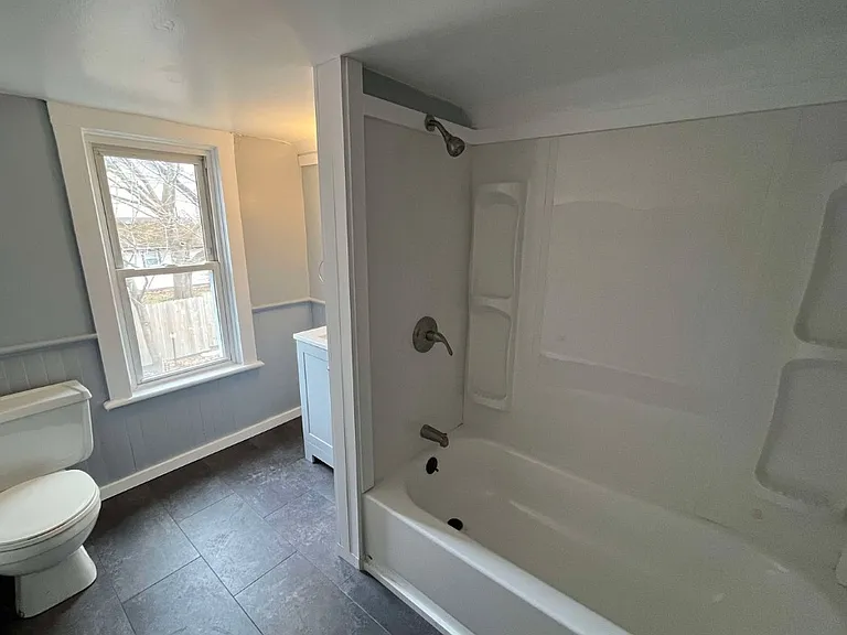 706 Main St #2 — Photo 4